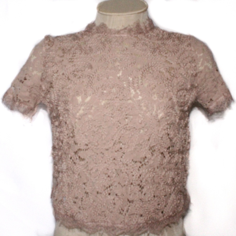 LACE TOP